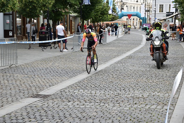 6比赛中 6比赛中